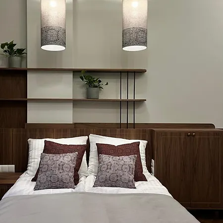 Aparthotel Starowislna 77 *