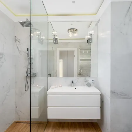 Apartment Malila Premium Cracow Masarska 11 *
