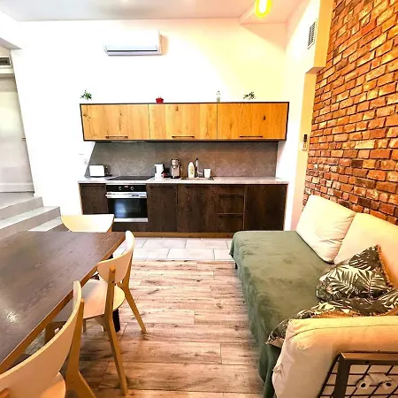 Apartment Old Town -bosacka 2 Bedrooms *