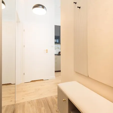 Apartamento Felicjanek 15 - 3-bedroom - By Upstairs *