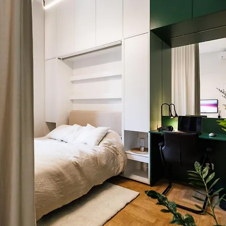 Apartment Emerald Green Apartament - Homfi Collection *