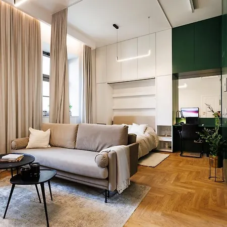 Emerald Green Apartament - Homfi Collection Apartment