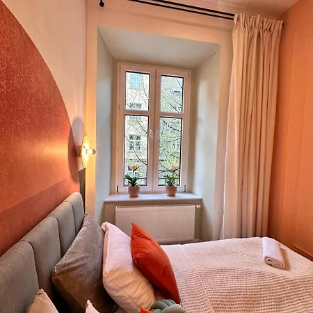Modern Delux Apartment! - Air Conditioning *