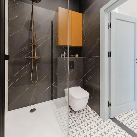 Apartment Modern Delux Apartment! - Air Conditioning *