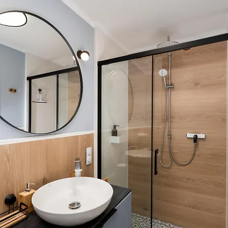 Blue Den Old Town Apartment
