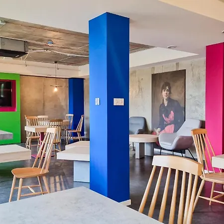 Easy One Premium Art Aparthotel Krakau