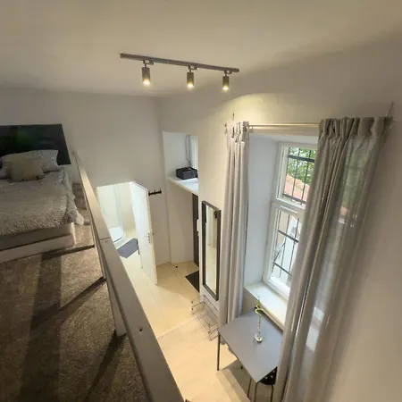 Apartment Cozy With Mezzanine *