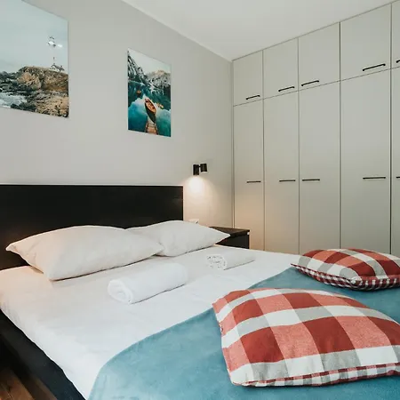 Domus Aurea Free Parking Garden Balcony شقة كراكوفيا