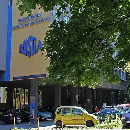 Mistia Hotel *