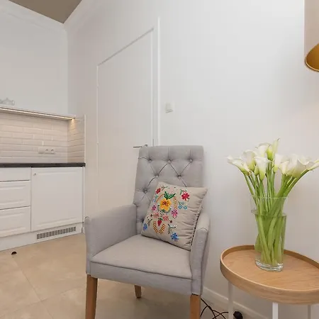 Avanti Aparthotel