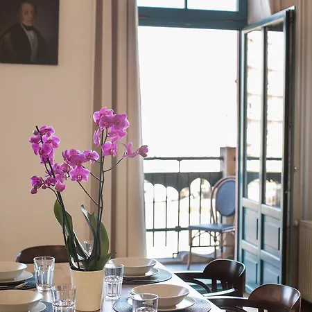 Aparthotel Antique Plac Szczepanski 3*