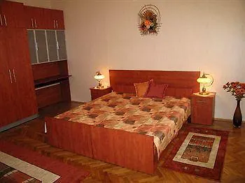 Elegant Aparthotel Krakov