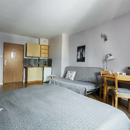 מלון Apartwawel 5*