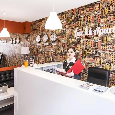 Aparthotel Lux 3*