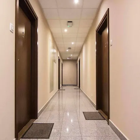 Aparthotel Lux 3*