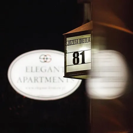 Aparthotel Elegant 2*