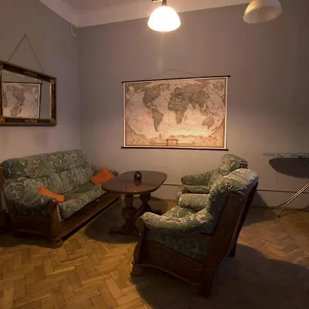 Red Carpet Hostel
