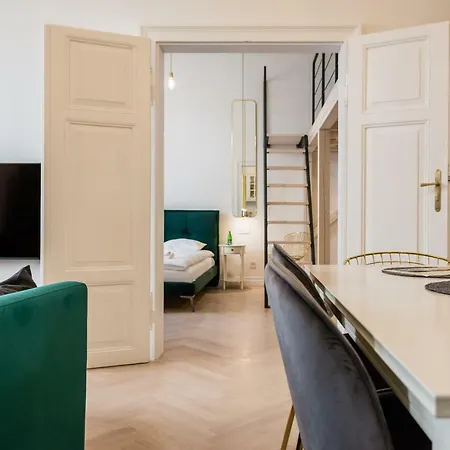 Apartment Deluxe Old Town Sw. Krzyza Wawelofts *