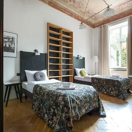 Antique Plac Szczepanski 3* Krakow