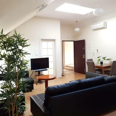 Old Apartmanhotel
