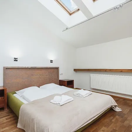 Amaretto Dluga 60 By Renters * Cracóvia