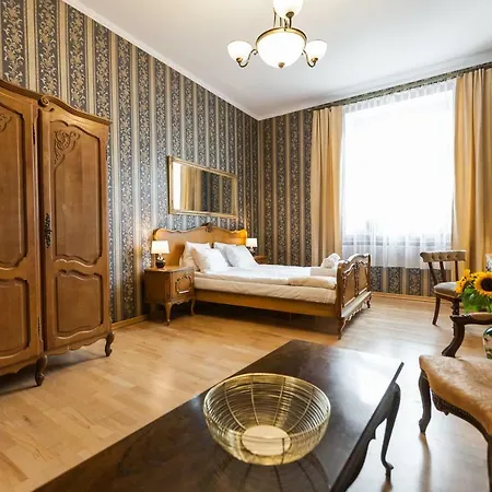 Vintage Senacka 5 * Krakau