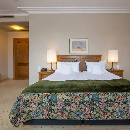 Rubinstein Hotel
