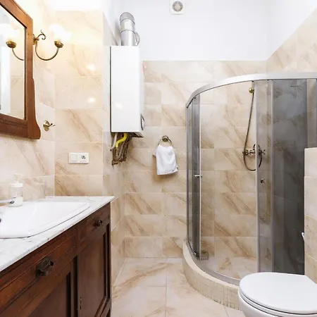 Apartment Cracow Lenartowicza By Renters