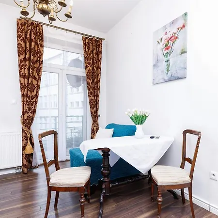 Cracow Lenartowicza By Renters Apartment *