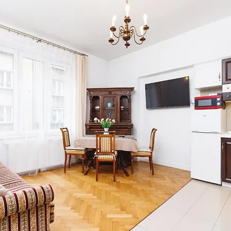 Cracow Lenartowicza By Renters * Krakow