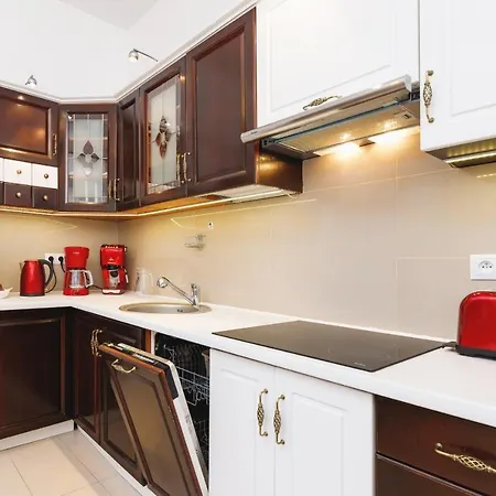 Cracow Lenartowicza By Renters Apartment *