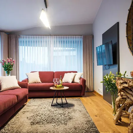 Hotel apartamentowy Inspire Miodova 4*