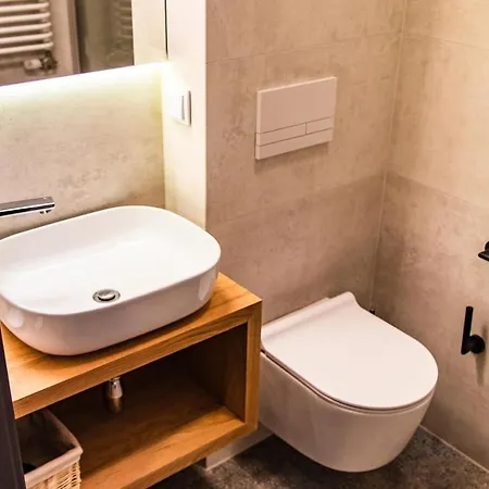Inspire Miodova Hotel apartamentowy 4*