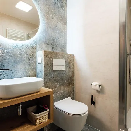 Inspire Miodova Hotel apartamentowy 4*