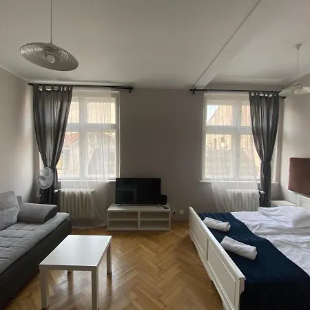 Διαμέρισμα P&j Sw. Krzyza Krasków