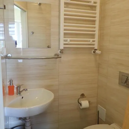 Hotel Nawojka Studenckie 2*