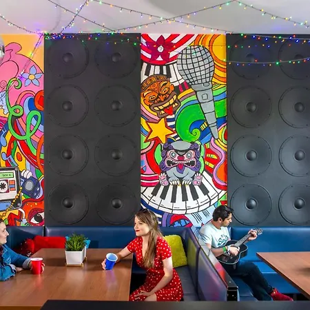 Hostel Let's Rock Party Hostel! Age Limit From 18 Until 40! Krakow