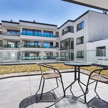 Apartment Inpoint G11 Near Old Town & Kazimierz District & Parking Option Krakow
