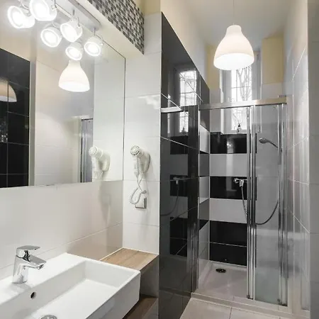 Aparthotel Yourplace M57 3*