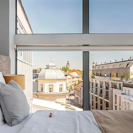 Views 2* Krakow