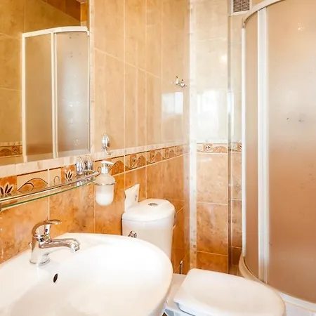 Hotel Alf 2*