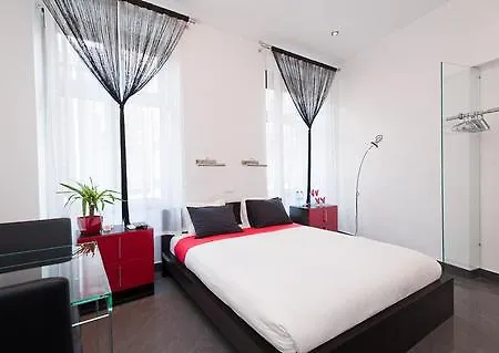 Komorowski Luxury Guest 4*