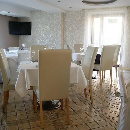 Petrus Hotel