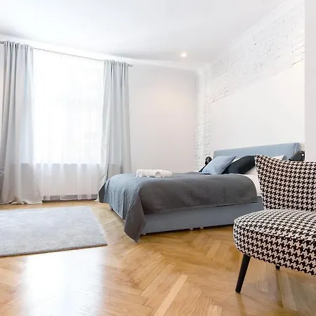 Apartment Wanderlust *