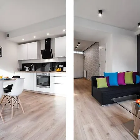 Househost Apartament: Swietego Krzyza Street *