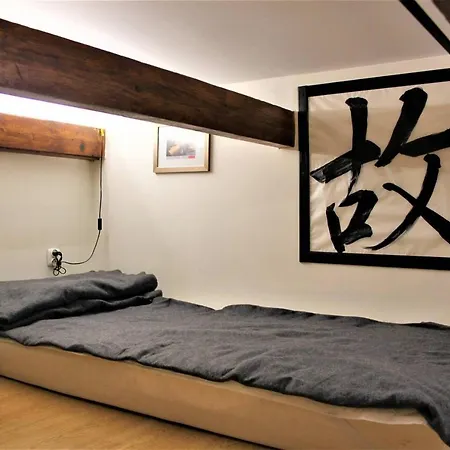 Privoffice4u Samurai - Old Town, Main Square, Main Station Appartement *