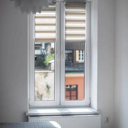 Super Central Sienna Street Apartment *