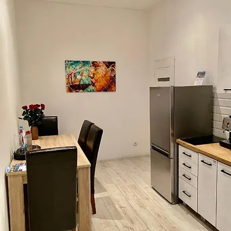 Topolove Apartment