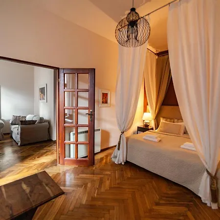 Lounge Apartment