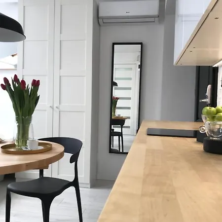 Apartament Terminal - Studio Next To The Main Square Kraków